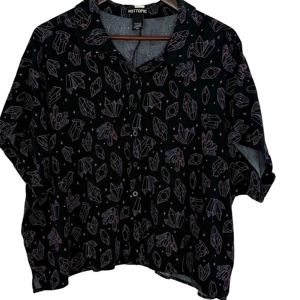 Hot Topic XXL Crystal Print Witchy Cropped Button-Up
